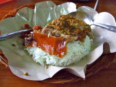 Babi Guling at Ibu Oka