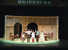 Bunga Penutup Abad Returns in Style