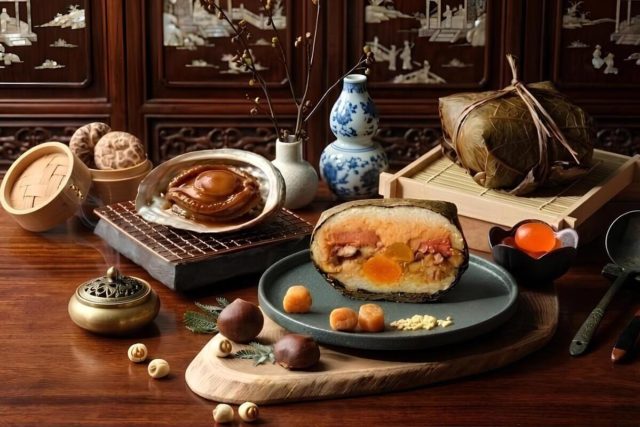 Wah Lok Cantonese Restaurant at Carlton Hotel Singapore