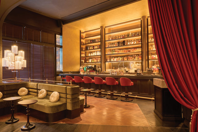 Bar Monroe