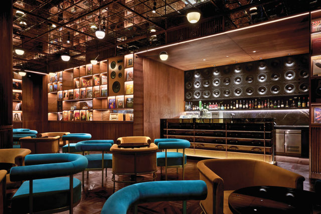 VINYL at Hotel Indigo Bandung Dago Pakar