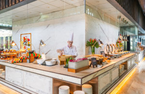 The Apurva Kempinski Bali Welcomes Michelin-Starred Chef Andrée Rosier for Celebration of Culinary Arts